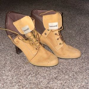 Timberland Women's Allington 6-Inch Lace-Up Heeled Boot Wheat Nubuck SIZE 10M